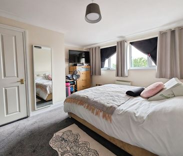 Woodley Road, Woolston, SO19 - Photo 3