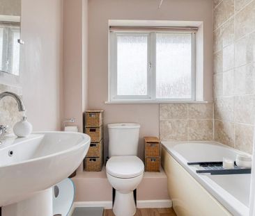 2 bedroom terraced house to rent - Photo 1