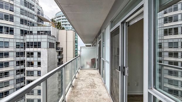 For Lease - 352 Front Street Unit# 1818, Toronto, Ontario - Photo 1