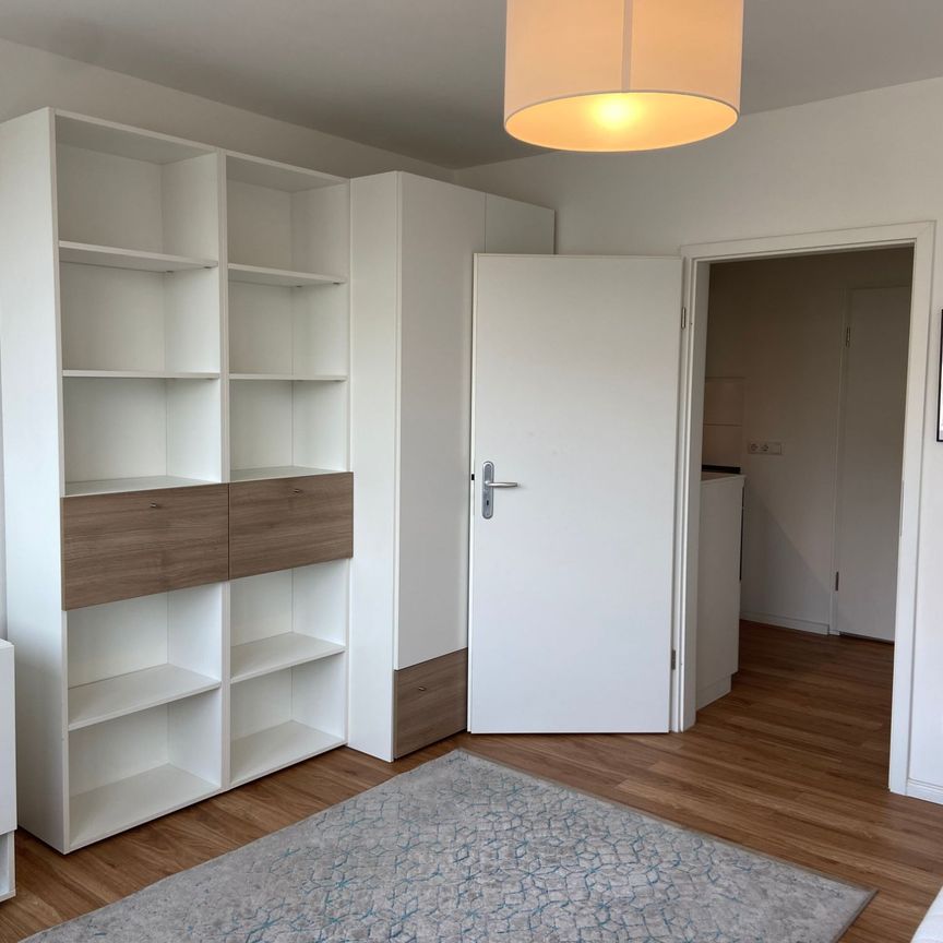 Voll möblierte 1-Zimmer Wohnung nahe Stadtpark Steglitz - Photo 1
