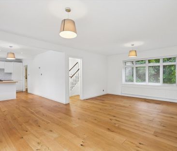 6 bedroom detached house to rent - Photo 1