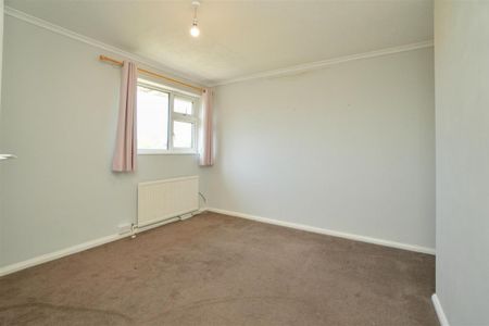 Paradise Fields, Easingwold, York - Photo 3