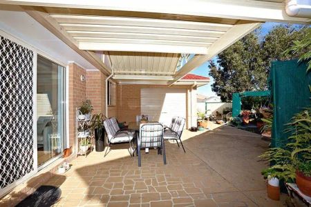 “Welcome to this exceptional family home, designed to offer modern comfort and convenience!” - Photo 5