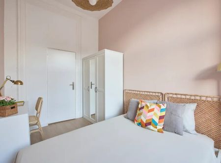 Largo Vitorino Damásio, Lisbon, Lisbon 1200-872 - Photo 4