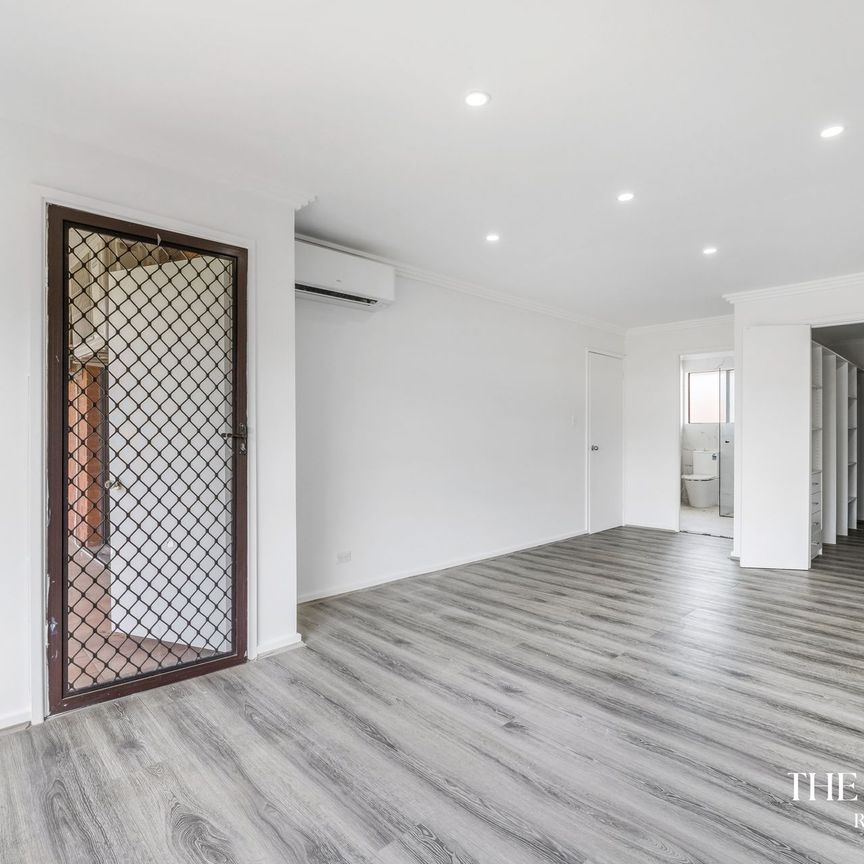 Spacious Family Home at 17 Herrick Street&comma; Wetherill Park - Photo 1