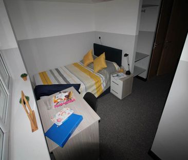 4 bedroom house share to rent - Photo 3