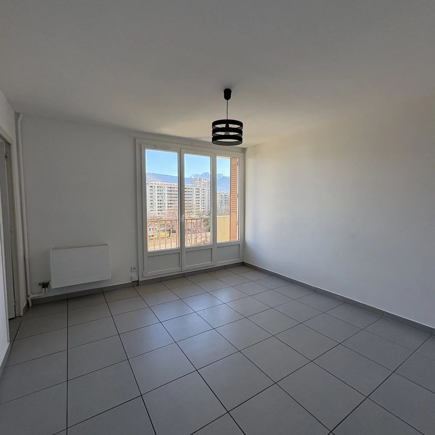 Location Appartement 4 pièces 68m² GRENOBLE 38100 - Photo 1