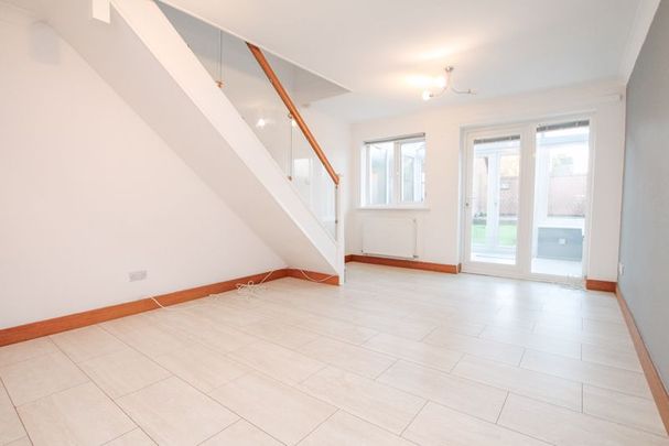 Argosy Close, Warsash, Southampton - Photo 1