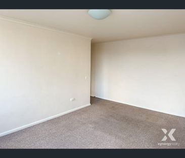 11/4 Normanby Street, Windsor, Vic 3181 - Photo 2
