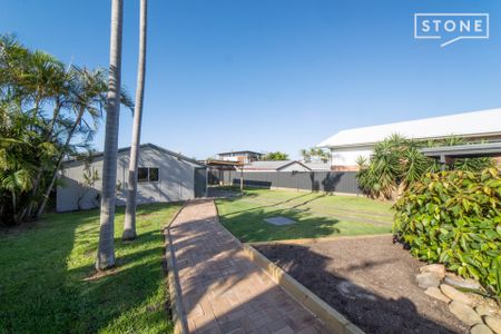 38 Cowlishaw Street, Redhead NSW 2290 - House For Rent | Domain - Photo 2