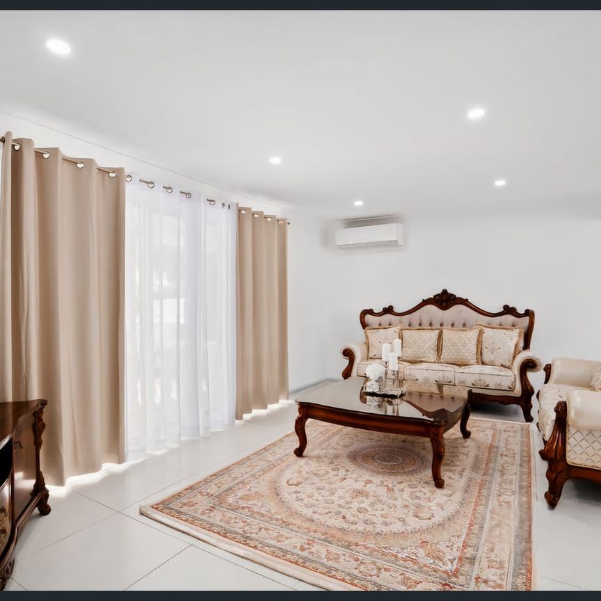 Stunning 5-Bedroom Home for Lease—Perfect for Family Living! - Photo 1