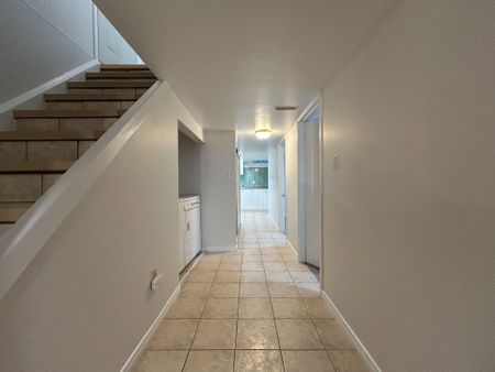For Lease - 75 Mccool Court, Toronto, Ontario - Photo 4