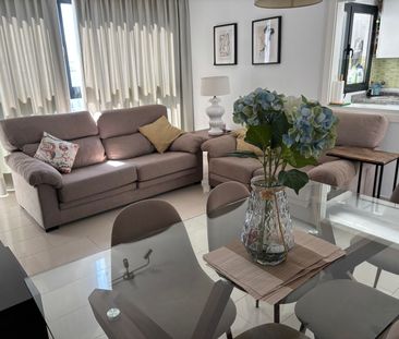 Alquiler de piso en Calle Tesorillo, 16 - Photo 1