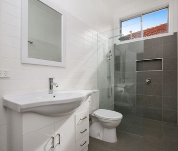 Charming period home in prime Preston location - Photo 2