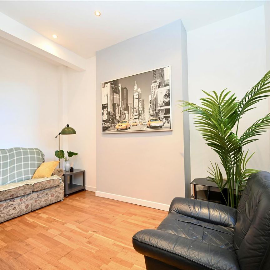 11 Chadwick Street, Belfast, BT9 7FB - Photo 1