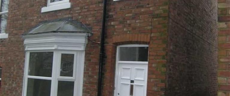 5 bedroom private hall to rent - Photo 1