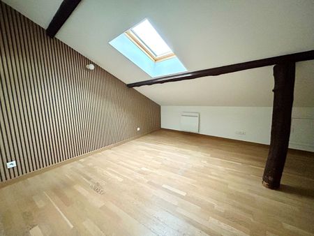 Location Appartement 4 pièces 94m² TAIN L HERMITAGE 26600 - Photo 2