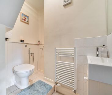 4 bedroom semi-detached house to rent - Photo 6