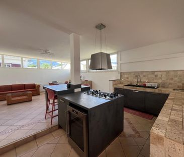 Location Maison 3 pièces 121m² STE CLOTILDE 97490 - Photo 1