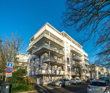 location Appartement F3 DE 70.15m² À LE CHESNAY - Photo 6