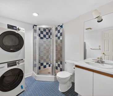 For Lease - 2410 Marine Drive, Oakville, Ontario - Photo 5