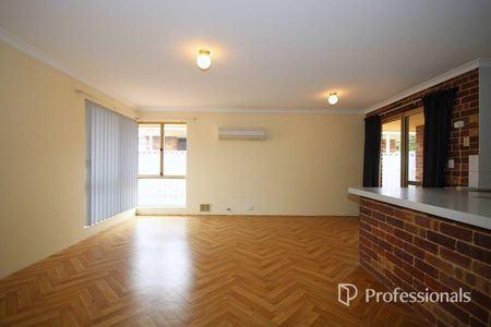 Charming Rustic Home - Photo 2