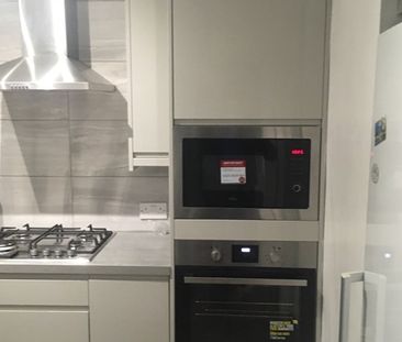 3 Bed Maisonette, Millpond Estate, SE16 - Photo 6