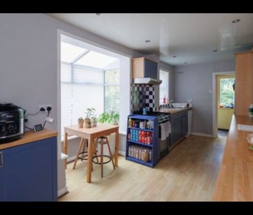 Room in a Shared House, Cleveland Road, M8 - Photo 3