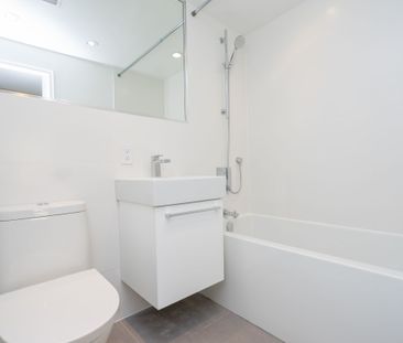 111 Lawton Boulevard - Photo 3