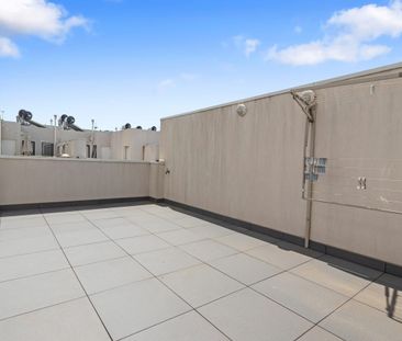 71 Amelia Street, Brunswick VIC 3056 - House For Rent | Domain - Photo 1