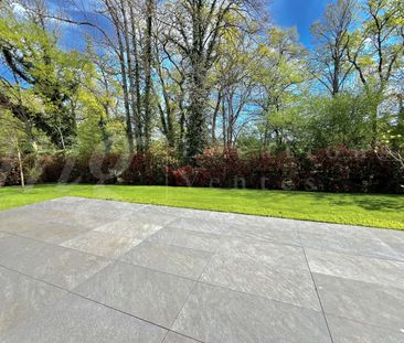 SUPERBE ET GRANDE MAISON DE 10 PIECES - 350 m2 - HPE - JARDIN DE 11... - Foto 6