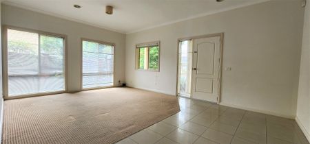 Three-Bedroom Townhouse in Box Hill High School Zone - Photo 2