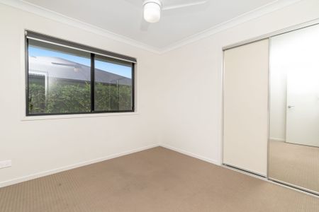 Modern Four Bedroom Family Home - Photo 5