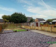 3 BEDROOM House - Semi-Detached - Photo 4