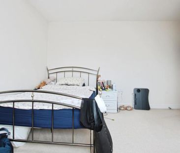 A well-presented four-bedroom townhouse, ideally positioned within ... - Photo 5