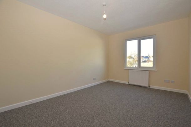 Railway Cottages, Falmouth, Cornwall, TR11 - Photo 1