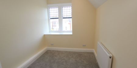 South Road, Ellenborough House, NG7 - Photo 5