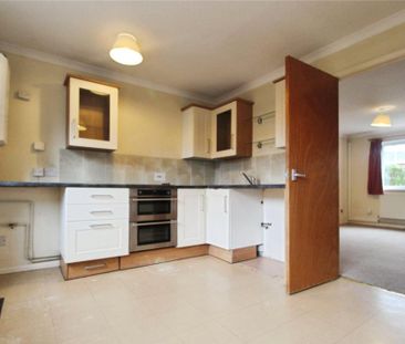 2 bedroom terraced house to rent - Photo 4