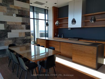 706 75 The Donway W - Photo 4