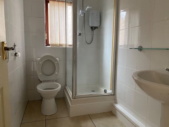 3 Bed Terraced House, Rosslyn St, L17 - Photo 1