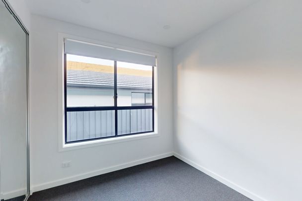 31A Rowcliff Circuit, Lochinvar NSW 2321 - Photo 1