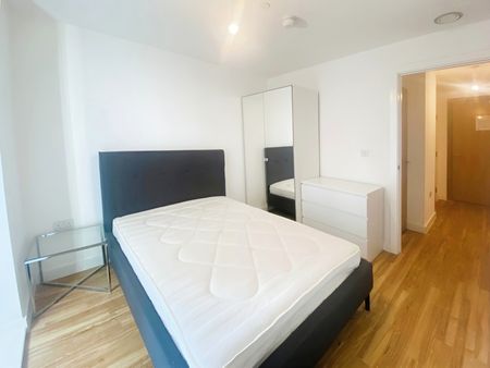 1 bedroom apartment to rent Michigan Point Tower B, Michigan Avenue, Salford Quays, M50 - Photo 3
