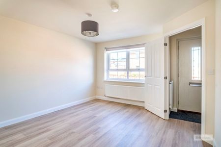 Almond Avenue - Photo 5