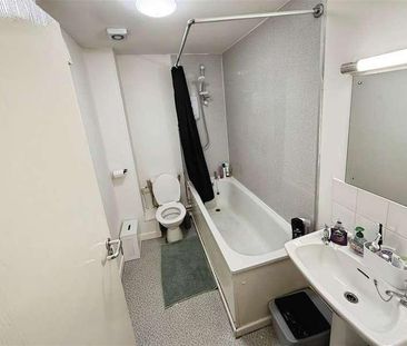 St. Teilo Street, Pontarddulais, Swansea, SA4 - Photo 5