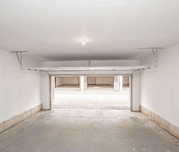 For Lease - 3099 Meadowridge Drive, Oakville, Ontario - Photo 1