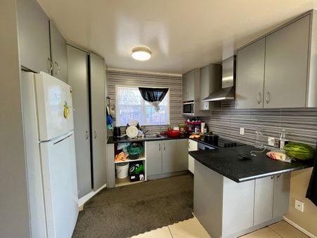 35 Addington Ave, Manurewa, NZ 2102 - Photo 4