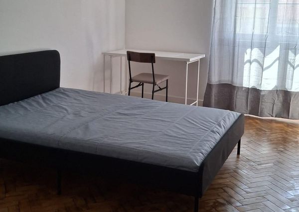 Quartos para estudantes av de Madrid Areeiro
