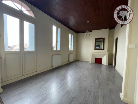 Location Appartement 3 pièces 88m² L ISLE JOURDAIN 32600 - Photo 2
