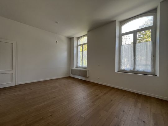 2 pièces - 52,95m2 - proche gare - rénové - Photo 1