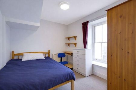 1 bedroom in a house share to rent - Photo 3